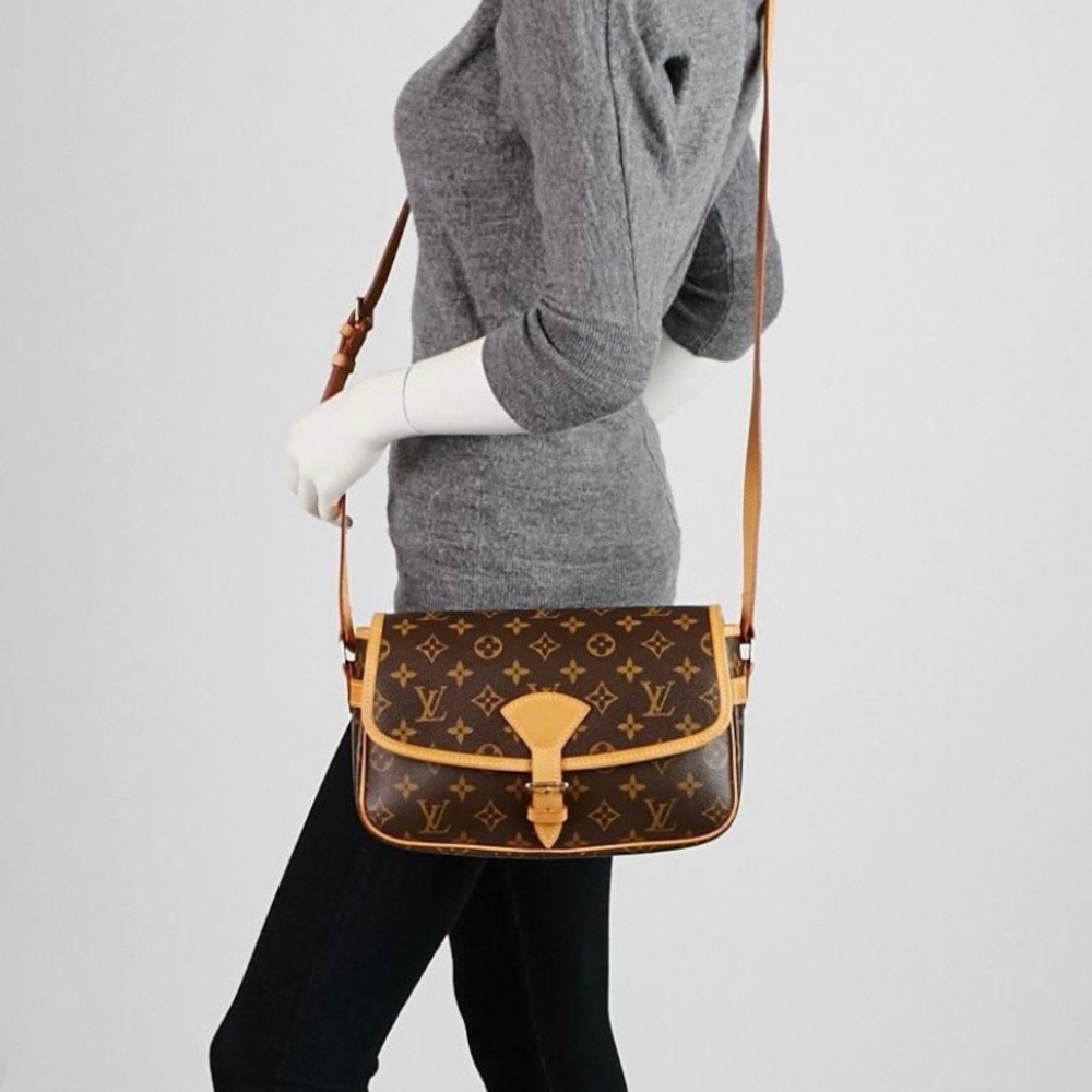 Louis Vuitton Sologne Crossbody Bag